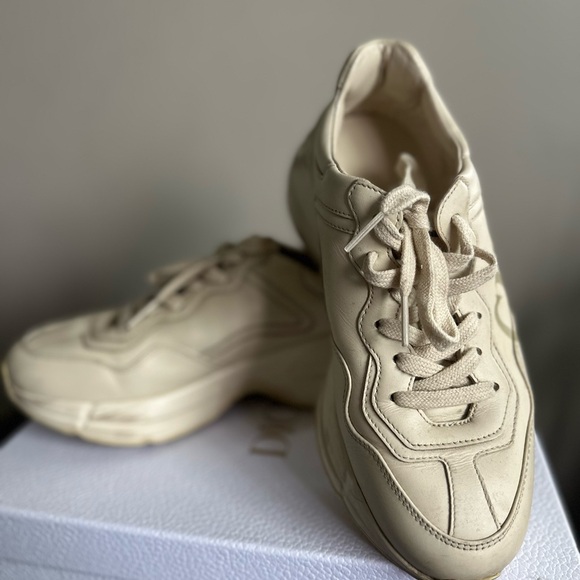 Gucci women’s sneaker size 36.5 dad sneaker - Picture 3 of 4